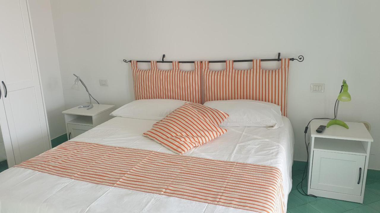Casa Gabriella - Amalfi Coast - Free Parking - Full Sea View Villa Vietri Eksteriør billede