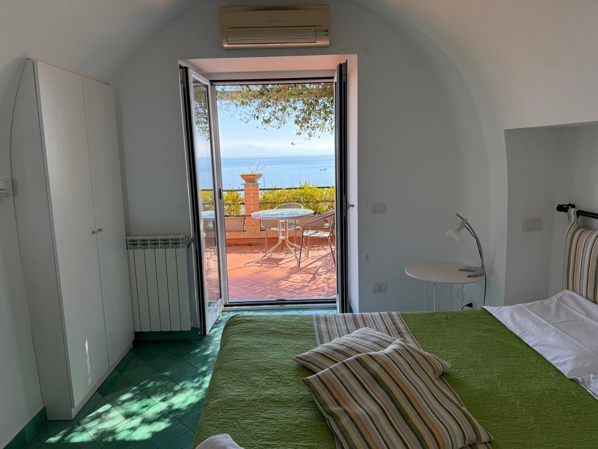 Casa Gabriella - Amalfi Coast - Free Parking - Full Sea View Villa Vietri Eksteriør billede